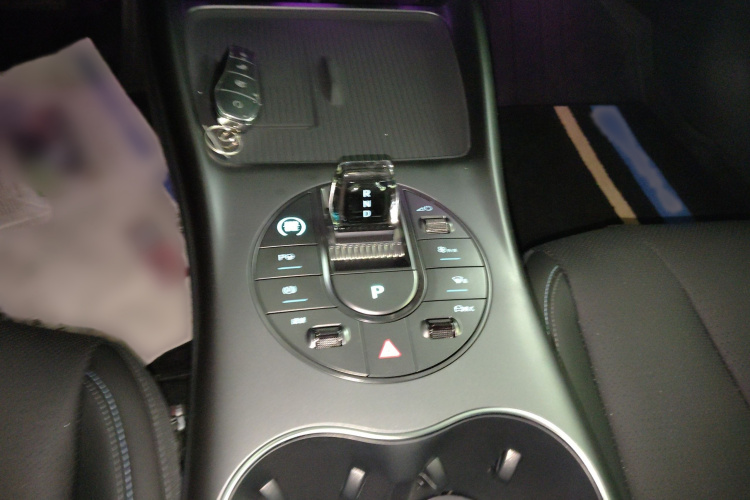 BYD Seal 2024 изображение автомобиля #20