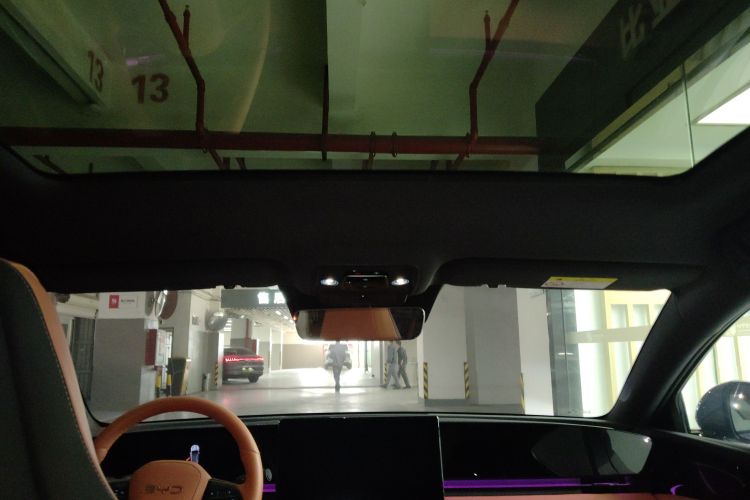 BYD Seal 2025 car image #20