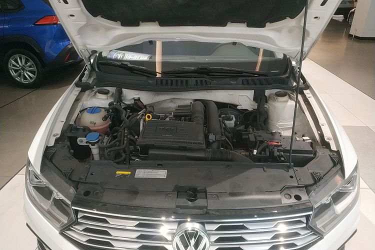 Volkswagen C-Trek 2019 car image #20