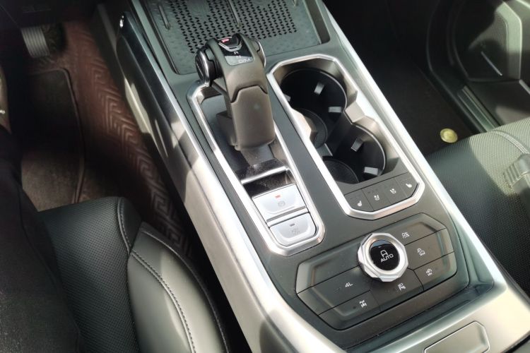 Tank 400 2024 صورة سيارة #20