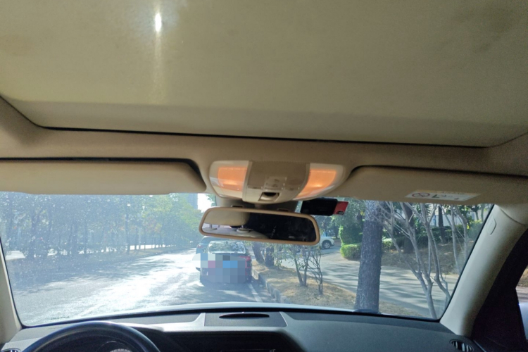 Mercedes-Benz GLK Class 2015 car image #20