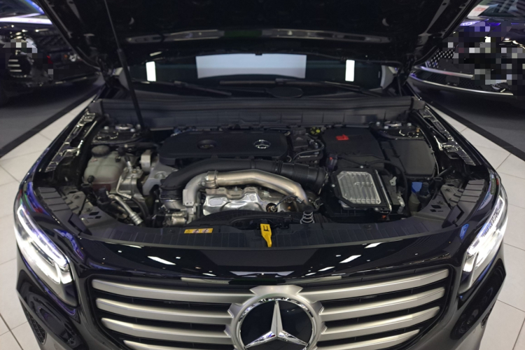 Mercedes-Benz GLB Class 2025 car image #20