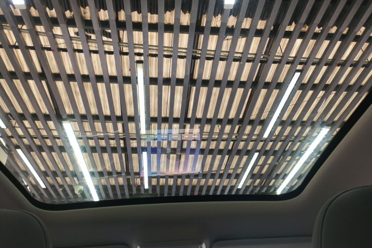 零跑汽车 零跑C10 2025 汽车图片 #20