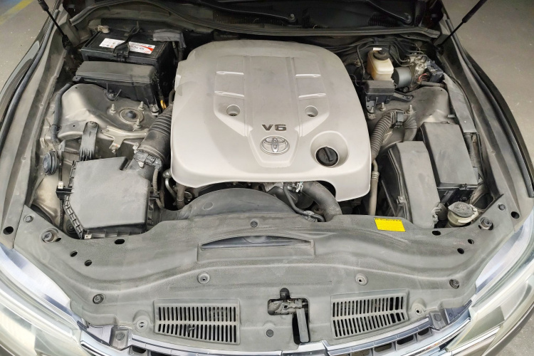 Toyota Reiz 2013 immagine di auto #20