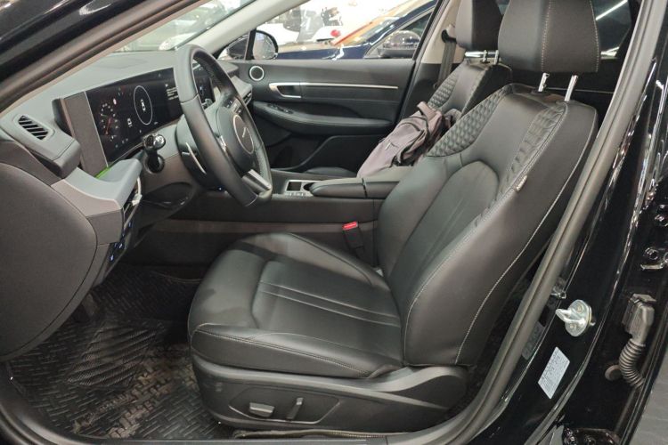Hyundai Sonata 2025 car image #20