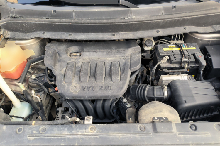 Forthing SX6 2018 car image #20