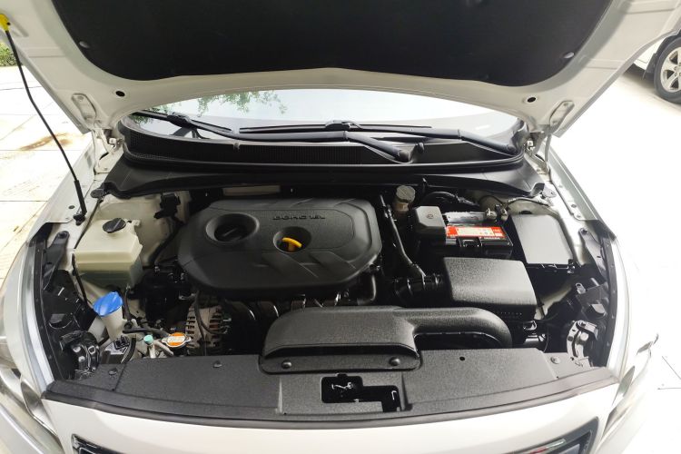 Hyundai Mistra 2016 #20 Hyundai Mistra 2016 car image #20