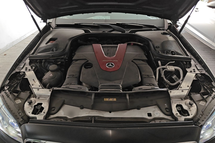 Mercedes-Benz E AMG 2017 صورة سيارة #20