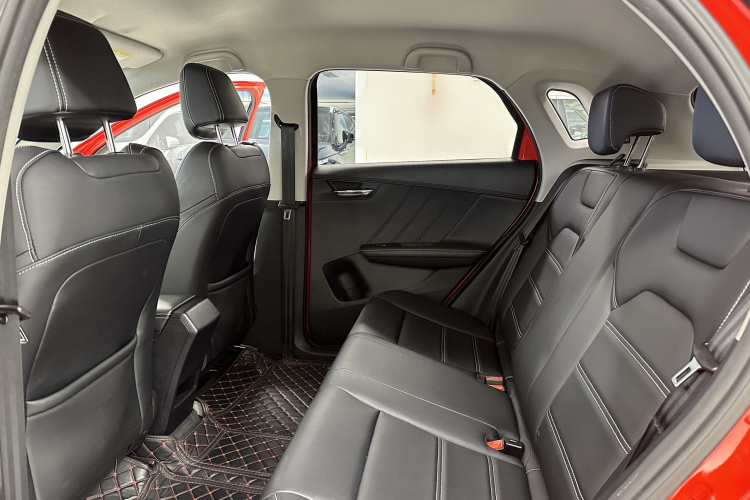 BYD e2 2020 изображение автомобиля #20