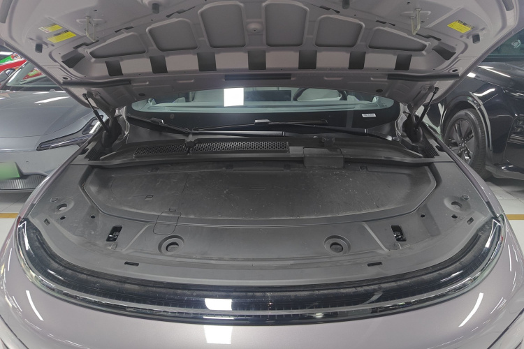 Xpeng G6 2025 صورة سيارة #20