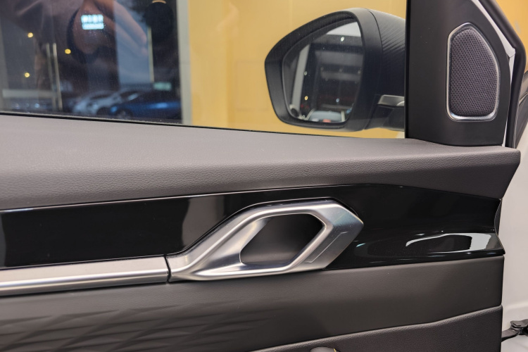 Coolray 2024 car image #20