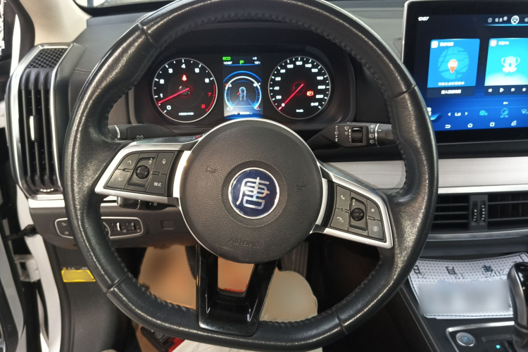 BYD Tang 2019 car image #20