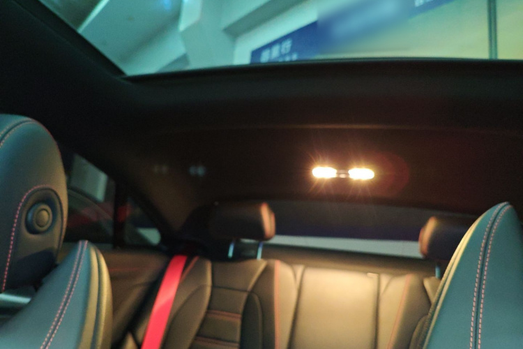 Mercedes-Benz E AMG 2021 صورة سيارة #20