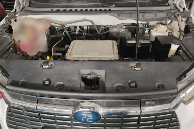 BYD Yuan New Energy 2018 car image #20