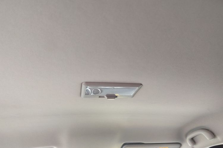 Suzuki Vitara 2017 car image #20