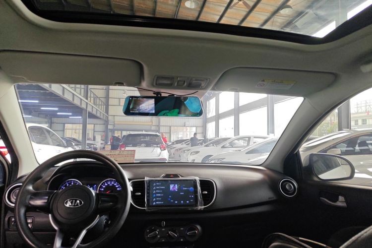 起亚 焕驰 2019 汽车图片 #20