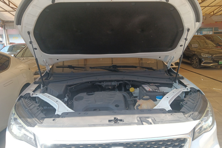 MG HS 2021 car image #20