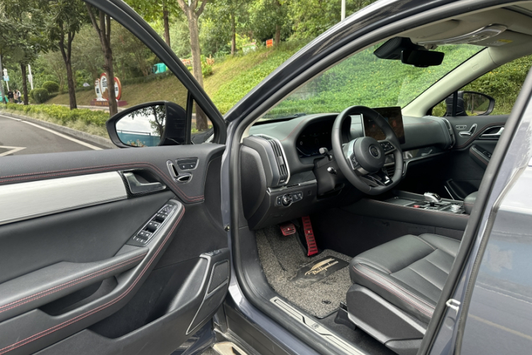 BYD Tang New Energy 2019 immagine di auto #20