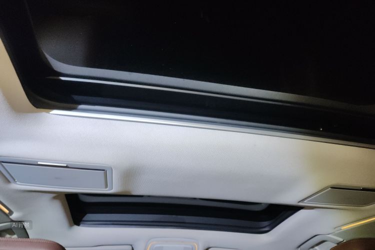 Audi A8 2017 car image #20