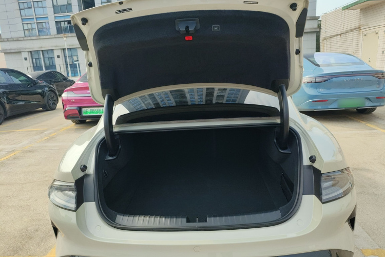 MI SU7 2025 car image #20