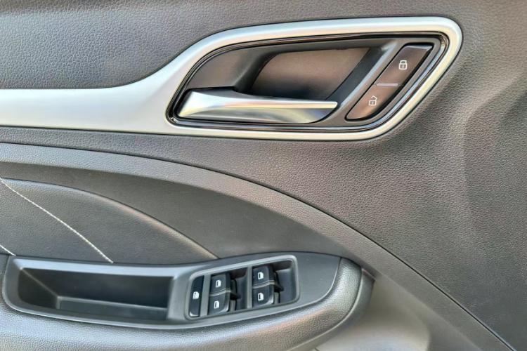 名爵 名爵ZS 2017 汽车图片 #20