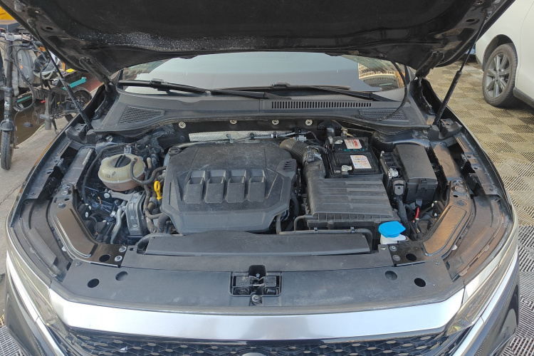 Volkswagen Passat 2022 car image #20