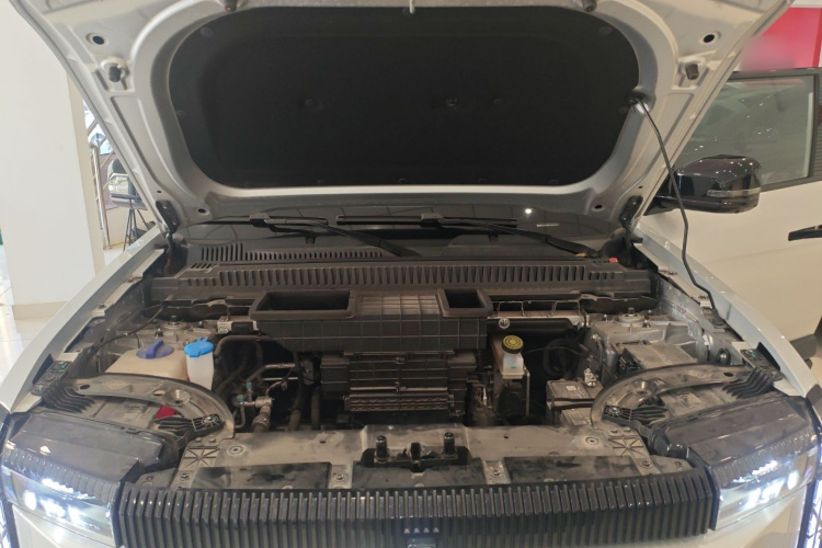 2024 car image #20