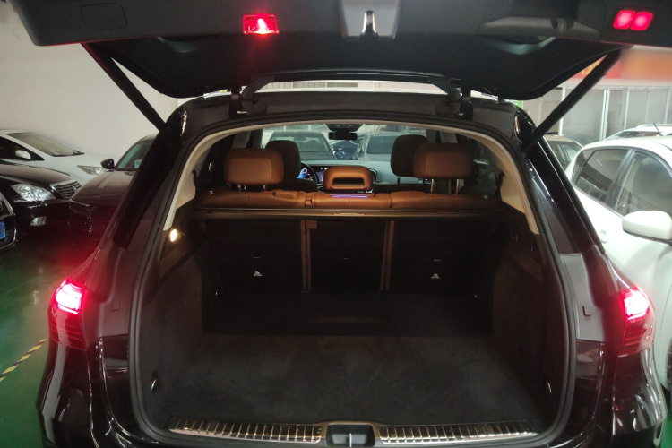 Mercedes-Benz GLE Class New Energy 2023 car image #20