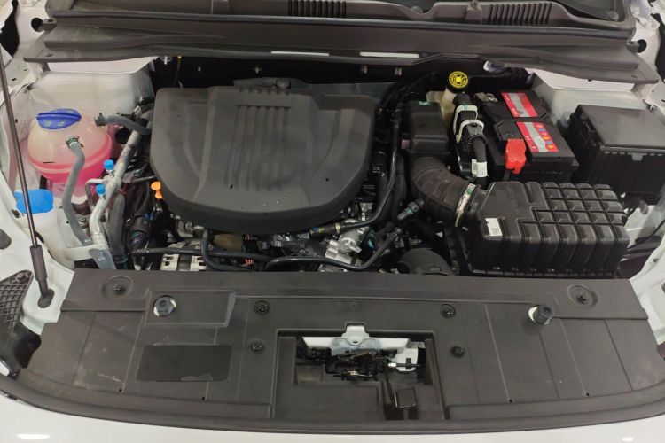 Jetour X95 2025 car image #20