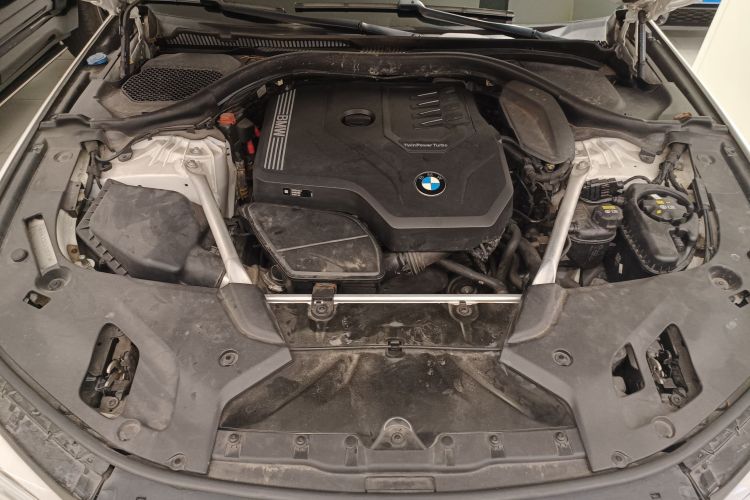 BMW 5 Series (Imported) 2019 #20 BMW 5 Series (Imported) 2019 car image #20