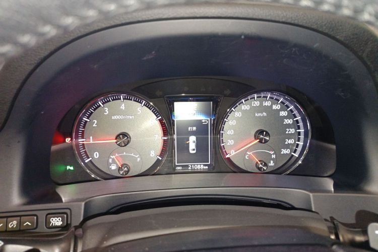 丰田 皇冠 2019 汽车图片 #20