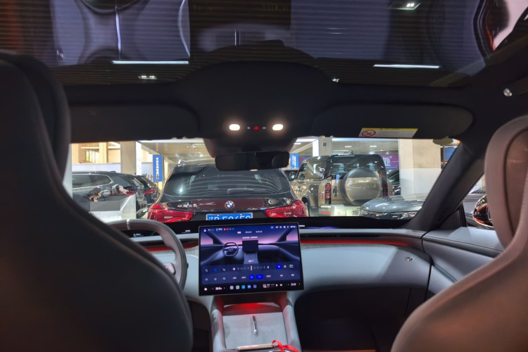 MI YU7 2025 car image #20