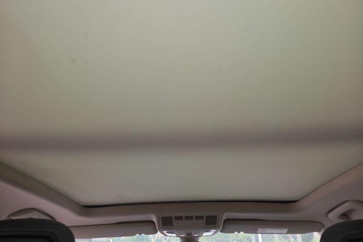 Volkswagen Touareg 2019 car image #20