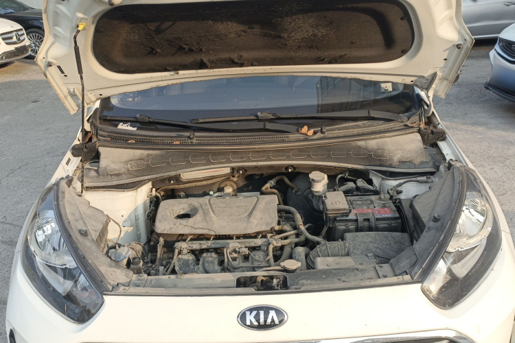 Kia Stonic 2016 #20 Kia Stonic 2016 car image #20