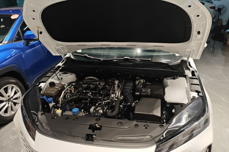 Changan Lamore 2023 car image #20