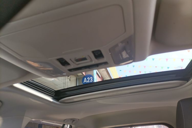 Toyota RAV4 2022 car image #20