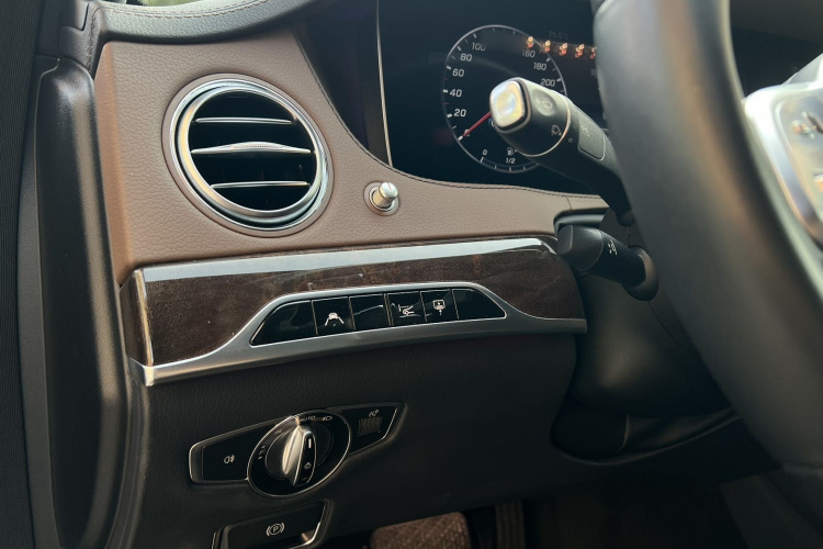 Mercedes-Benz S Class 2018 #20 Mercedes-Benz S Class 2018 car image #20