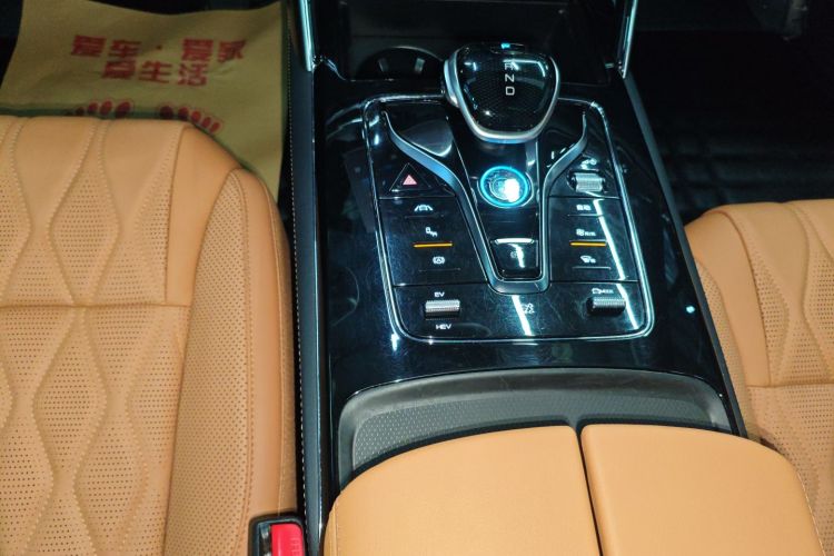 BYD Tang New Energy 2023 #20 BYD Tang New Energy 2023 car image #20