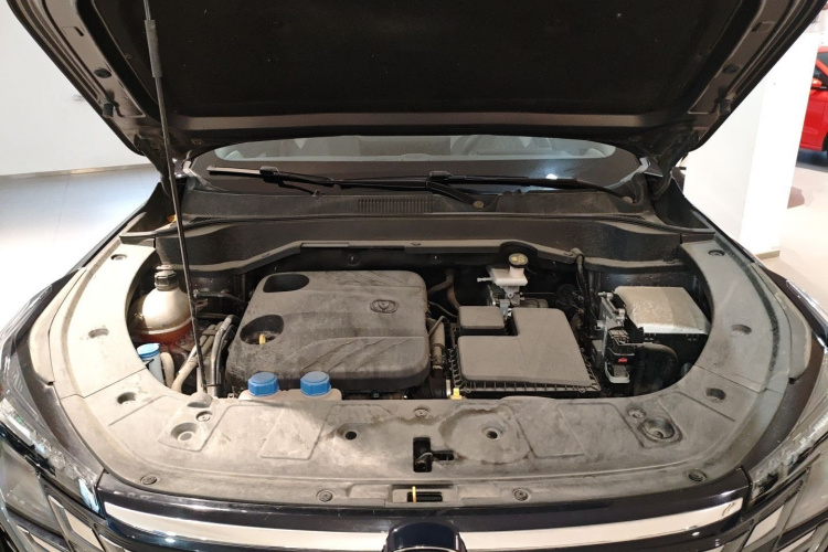 Changan UNI-Z PHEV 2024 #20 Changan UNI-Z PHEV 2024 car image #20