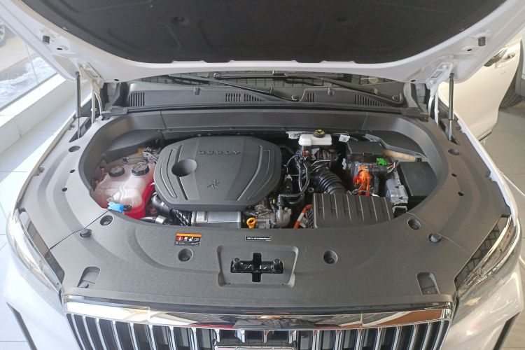 GEELY Monjaro 2025 car image #20