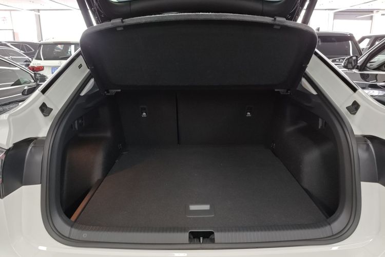 Volkswagen Tiguan X 2023 #20 Volkswagen Tiguan X 2023 car image #20