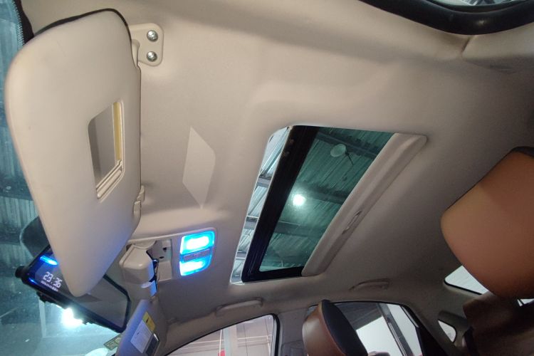 Changan Eado 2017 car image #20