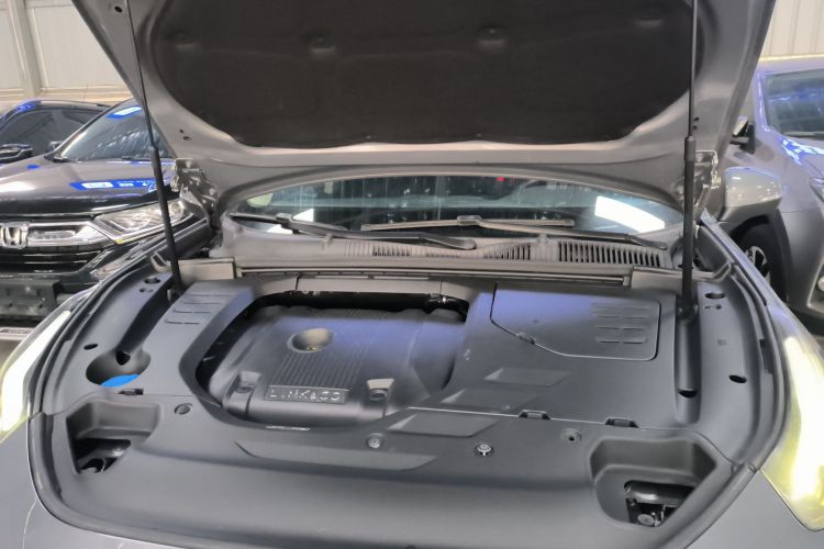 Lynk & Co 02 2019 car image #20