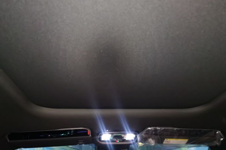 GEELY Boyue L 2025 car image #20