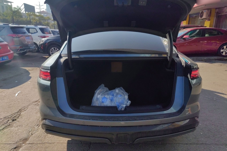 BYD HanL 2025 car image #20