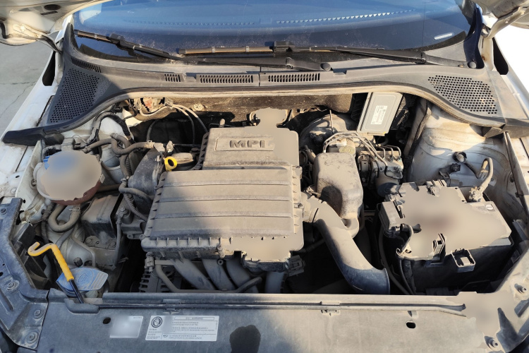 Skoda Rapid 2018 car image #20