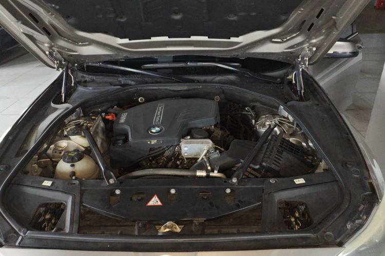 BMW 5 Series 2016 #20 BMW 5 Series 2016 car image #20