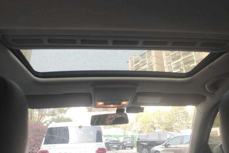 Volkswagen Gran Lavida 2017 immagine di auto #20