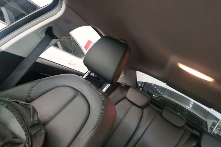 BMW 1 Series 2021 car image #20