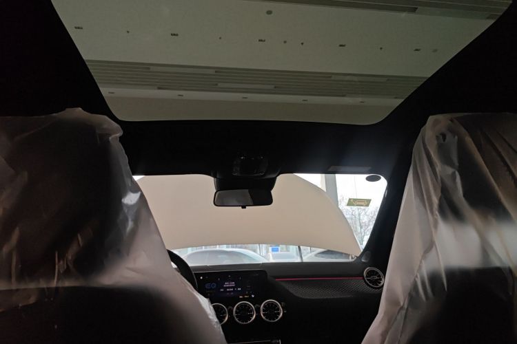 Mercedes-Benz EQA Class 2025 #20 Mercedes-Benz EQA Class 2025 immagine di auto #20